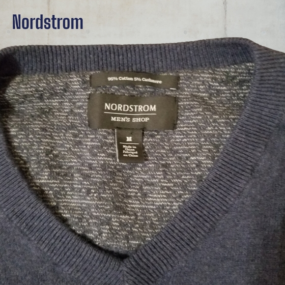 Nordstrom Men's Shop Cotton & Cashmere V-Neck Sweater - Picture 3 of 3